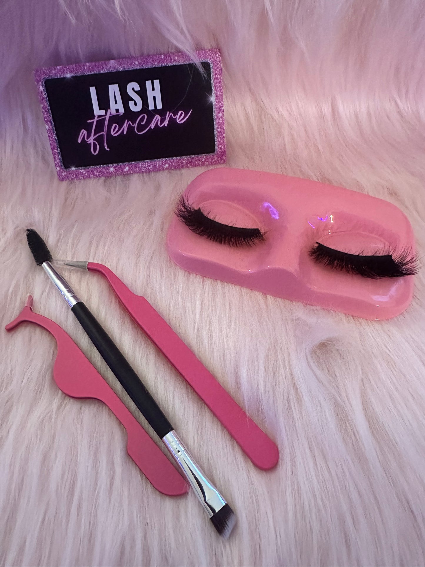 Milan: Max Volume 3D Wispy Glam Lashes