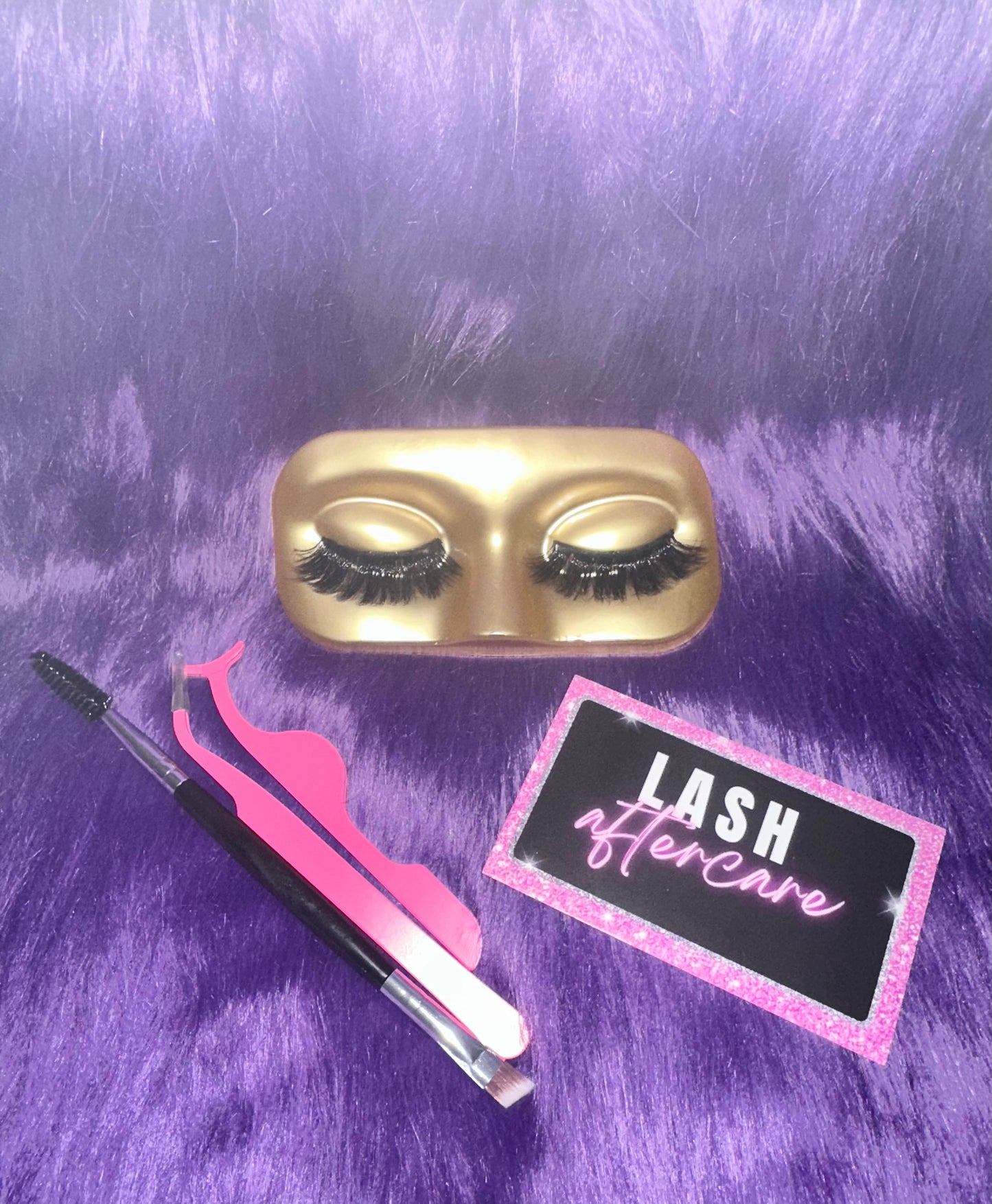 The Chrissy Lash: Faux Mink Lashes - Natural Wispy Glamour