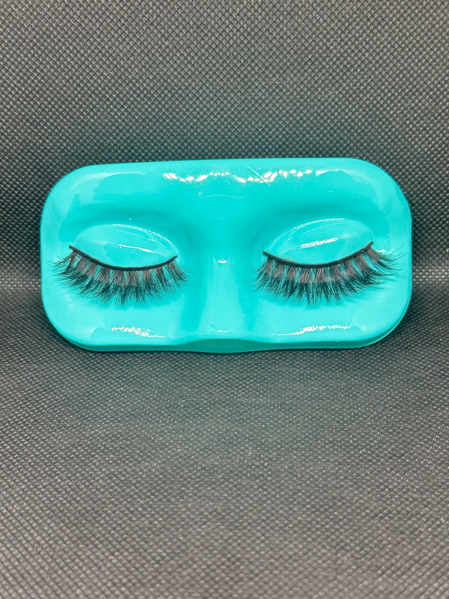 Jasmine Luxe Lashes - Graceful Volume & Definition
