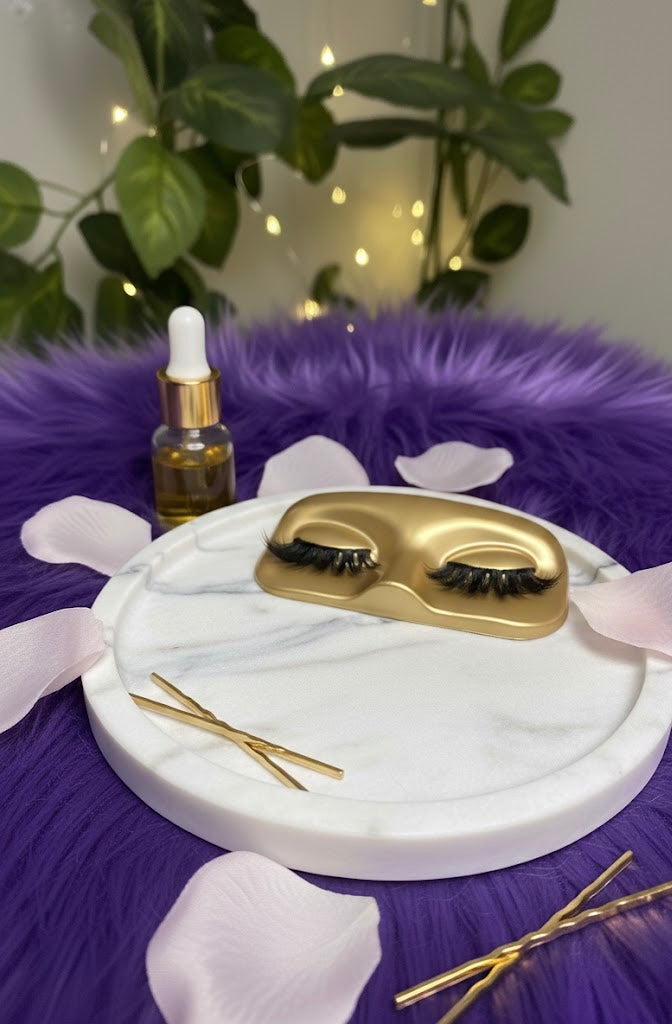 The Chrissy Lash: Faux Mink Lashes - Natural Wispy Glamour