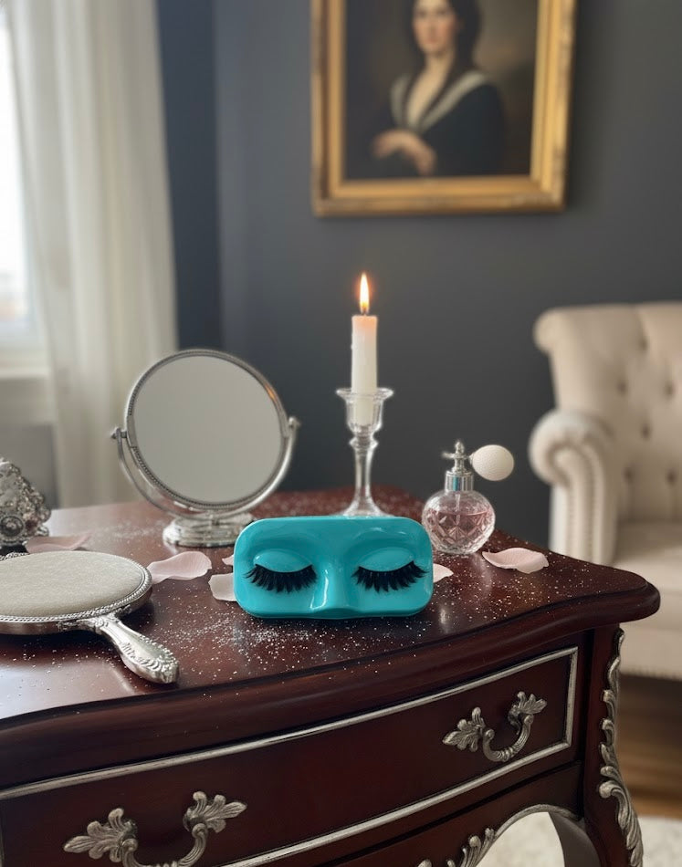 Jayianna: Effortlessly Chic Wispy Lashes